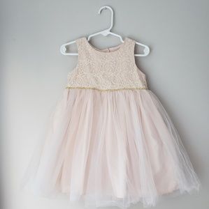 Beautiful Tulle Dress!
